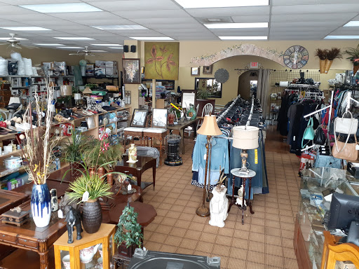 Shopping Mall «New London Plaza Shopping Center», reviews and photos, 2296 Henry Clower Blvd SW, Snellville, GA 30078, USA