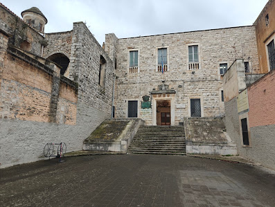Liceo Classico e Linguistico 