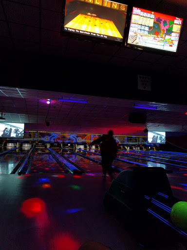 Bowling Alley «AMF Pin-O-Rama Lanes», reviews and photos, 1724 Genesee St, Utica, NY 13502, USA