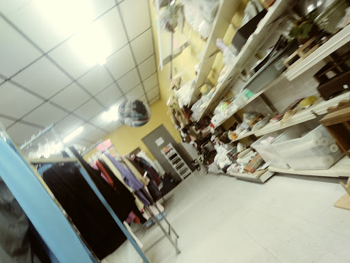 Thrift Store «Action Thrift Store», reviews and photos, 2114 N Michigan Ave, Saginaw, MI 48602, USA