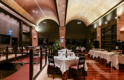 Restaurante Finca La Estacada - Carretera N-400, km 103, 16400 Tarancón, Cuenca, Spain