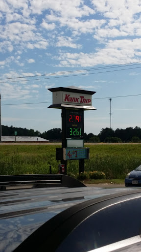 Convenience Store «Kwik Trip #621», reviews and photos, 102 Express Way, Bonduel, WI 54107, USA