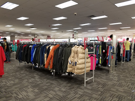Clothing Store «Burlington Coat Factory», reviews and photos, 9175 E Stockton Blvd, Elk Grove, CA 95624, USA