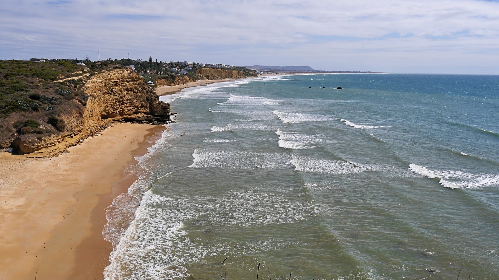 Foto van Cala del Puntalejo met hoog niveau van netheid