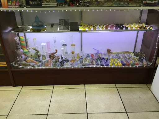 Tobacco Shop «Guys Tobacco», reviews and photos, 5872 14th St W, Bradenton, FL 34207, USA