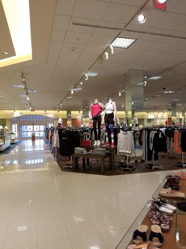 Department Store «Von Maur», reviews and photos, 4000 North Point Cir, Alpharetta, GA 30022, USA