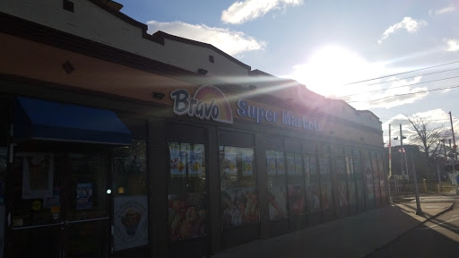 Grocery Store «Bravo Supermarkets», reviews and photos, 179 S Ocean Ave, Patchogue, NY 11772, USA