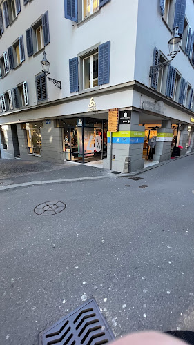 Kommentare und Rezensionen über Odlo Store Luzern