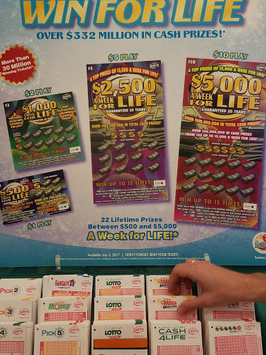 Grocery Store «Winn-Dixie», reviews and photos, 750 W Dr Martin Luther King Jr Blvd, Seffner, FL 33584, USA