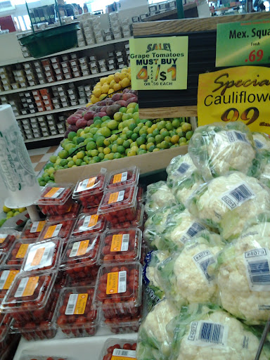 Produce Market «Montclair Farmers Market», reviews and photos, 10170 Central Ave, Montclair, CA 91763, USA