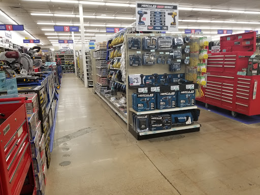 Hardware Store «Harbor Freight Tools», reviews and photos, 2658 Peters Creek Pkwy, Winston-Salem, NC 27127, USA
