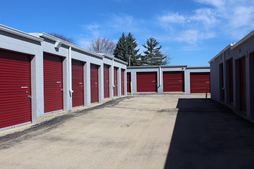 Self-Storage Facility «Space Saver Self Storage», reviews and photos, 2710 N Farnsworth Ave, Aurora, IL 60502, USA