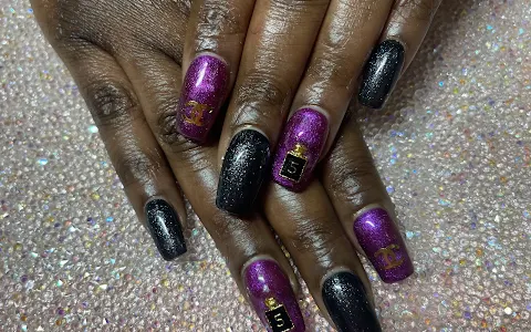 Nails by Pü image
