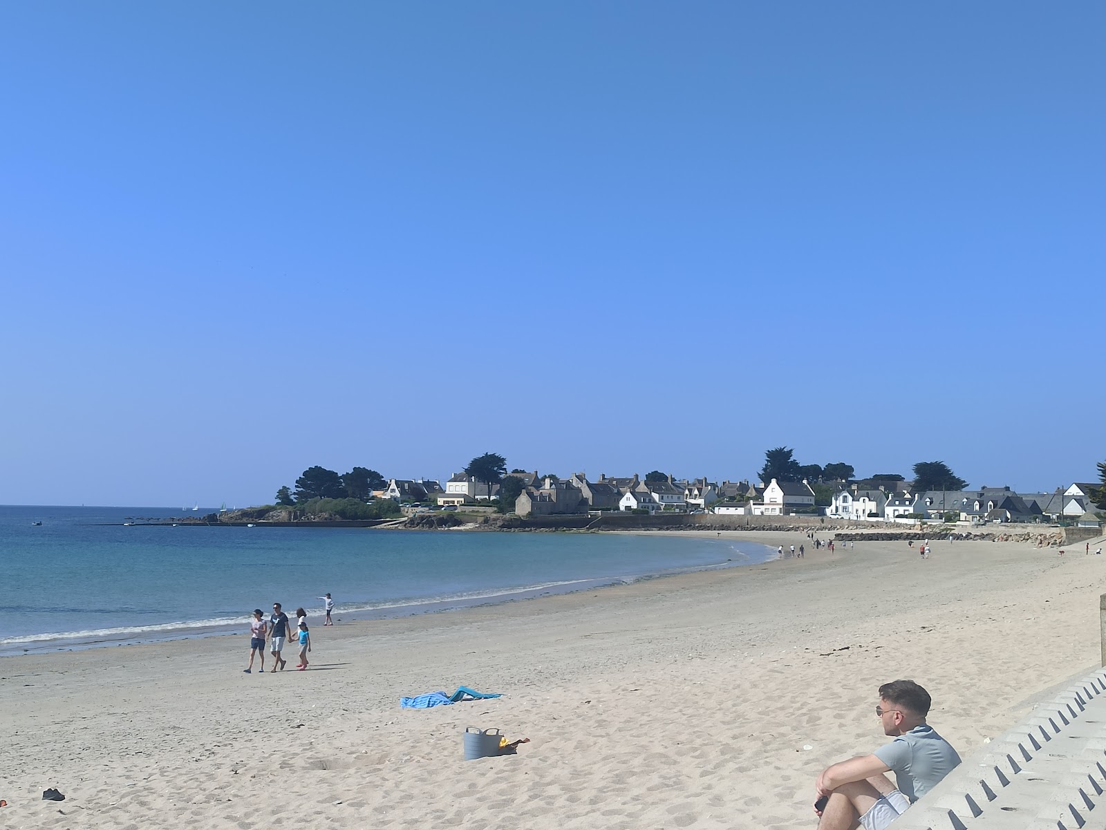 Rue de la Grande Plage'in fotoğrafı imkanlar alanı