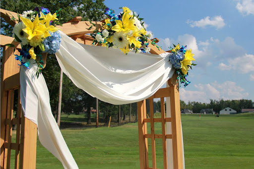 Florist «Flowers by Emily LLC», reviews and photos, 15620 W High St, Middlefield, OH 44062, USA