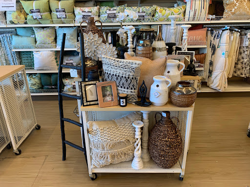Home Goods Store «Tuesday Morning», reviews and photos, 1614 Norton Rd, Stow, OH 44224, USA