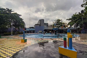 Waterland Menteng image