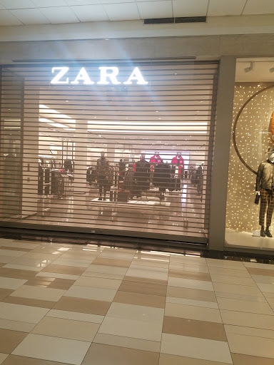 Shopping Mall «Crossgates Mall», reviews and photos, 1 Crossgates Mall Rd, Albany, NY 12203, USA