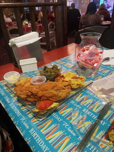 American Restaurant «The Train Station Restaurant», reviews and photos, 2295 Harbor Rd, Newport News, VA 23607, USA