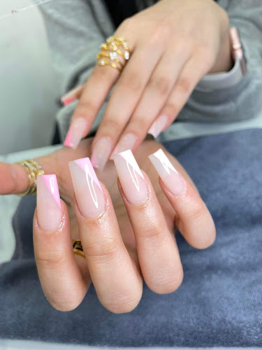 Reviews of Hill Nails in London - Beauty salon