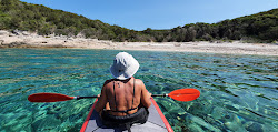Konalic Bay'in fotoğrafı doğal alan içinde bulunmaktadır