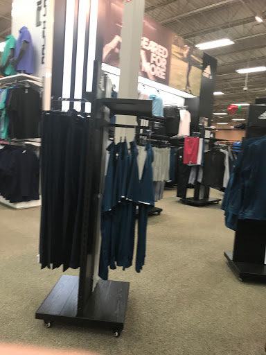 Sporting Goods Store «Golf Galaxy», reviews and photos, 4250 Easton Gateway Dr, Columbus, OH 43219, USA