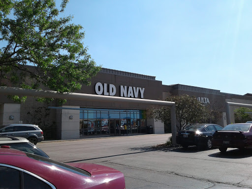 Clothing Store «Old Navy», reviews and photos, 2155 22nd St, Oak Brook, IL 60523, USA