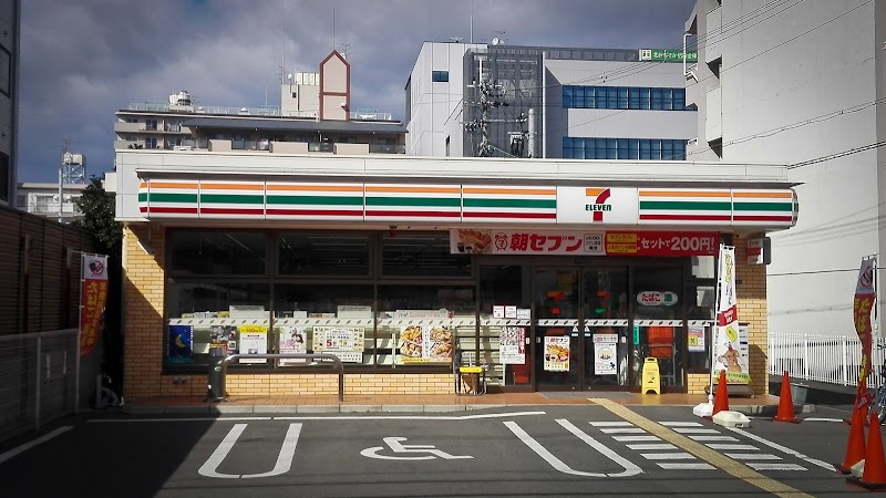 セブンイレブン ＪＲ茨木駅西店