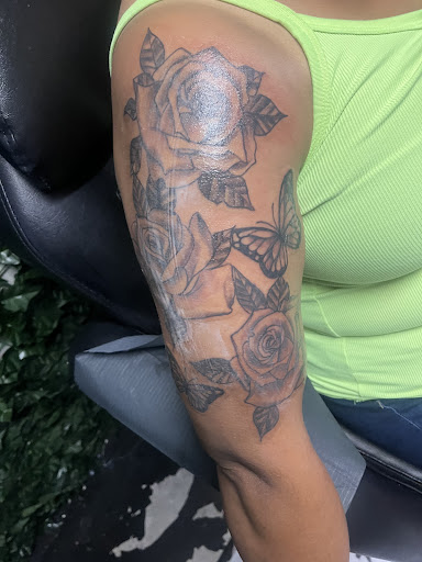 Find tattoo sunflower ideas for your next unique tattoo in Birmingham at NextTATT2