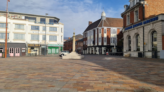 Comments and reviews of Jubilee Square