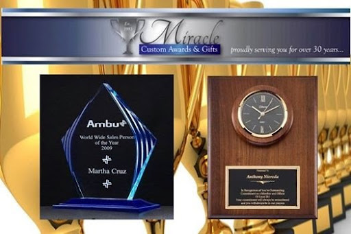 Engraver «Miracle Custom Awards & Gifts», reviews and photos, 565 Wolf Ledges Pkwy, Akron, OH 44311, USA