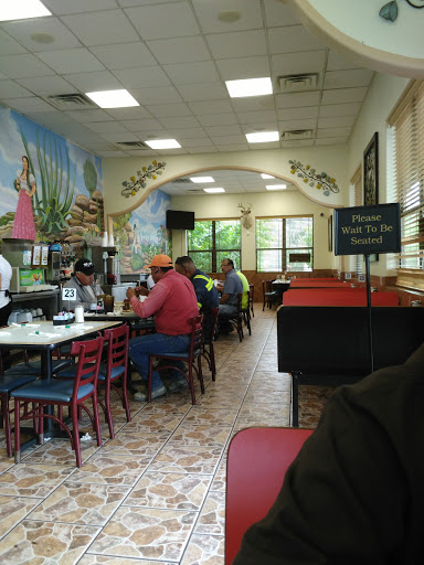 Grocery Store «La Esquinita & Grocery», reviews and photos, 14624 Shepherd Rd, Atascosa, TX 78002, USA