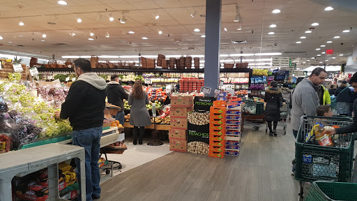 Grocery Store «Gourmet Glatt Kosher Meat Market», reviews and photos, 137 Spruce St, Cedarhurst, NY 11516, USA