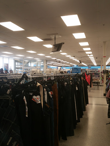 Clothing Store «Ross Dress for Less», reviews and photos, 4404 Dallas Fort Worth Turnpike, Dallas, TX 75211, USA