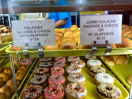 Donut Shop «Queen Donut Shop», reviews and photos, 1806 W 18th St, Houston, TX 77008, USA