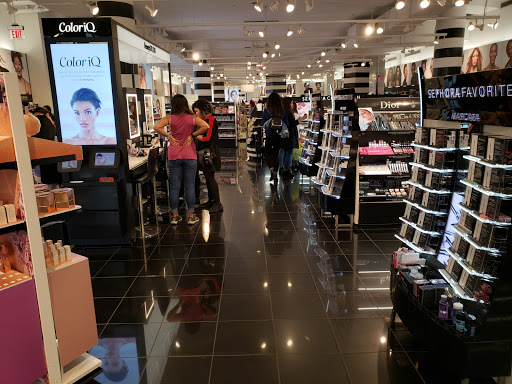 Cosmetics Store «SEPHORA», reviews and photos, 6801 Hollywood Blvd, Hollywood, CA 90028, USA