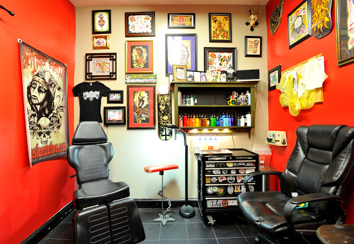 Explore couples finger tattoos ideas, creative tattoo ideas in Washington, available at Fattys Tattoos & Piercings Dupont Circle