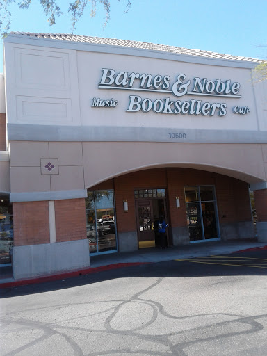 Barnes & Noble, 10500 N 90th St, Scottsdale, AZ 85258, USA, 
