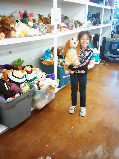 Thrift Store «Casa De Los Ninos Thrift Store», reviews and photos, 1302 E Prince Rd, Tucson, AZ 85719, USA