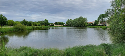 attractions Small Lake Moussy-le-Neuf