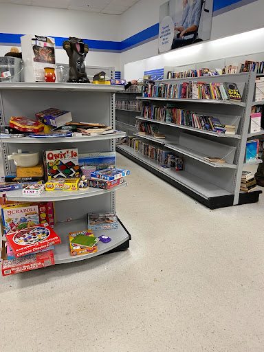 Thrift Store «Goodwill Donation Center», reviews and photos