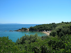 Foto von Paralia Vinia mit geräumige bucht