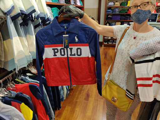 Shopping Mall «Centralia Outlets», reviews and photos, 1342 Lum Rd, Centralia, WA 98531, USA