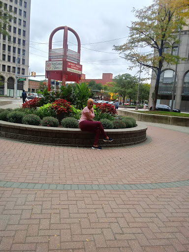 Shopping Mall «New Center One», reviews and photos, 3031 W Grand Blvd, Detroit, MI 48202, USA