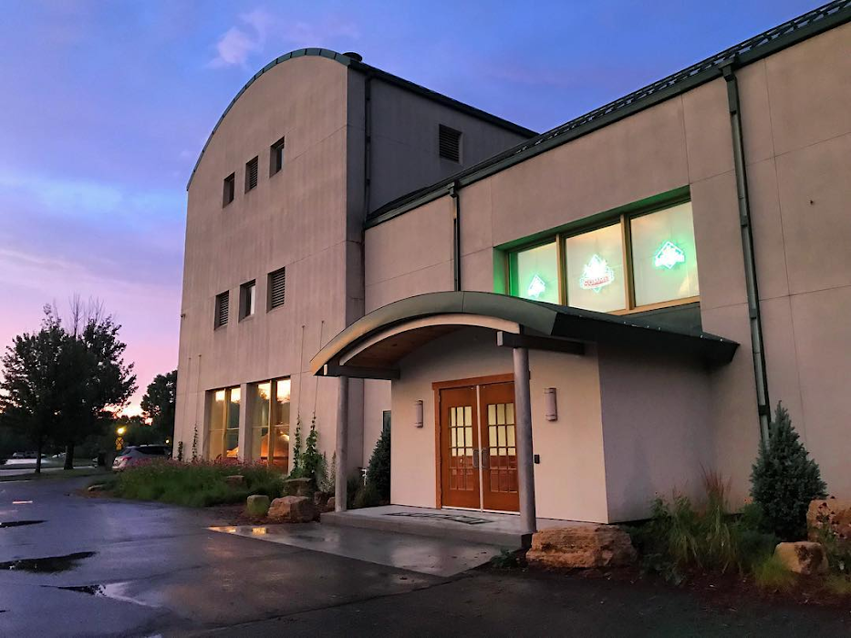 Photo of Summit Brewing Company in St Paul Minnesota