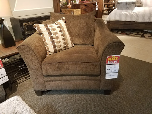 Furniture Store «Art Van Furniture - Auburn Hills», reviews and photos, 4612 Baldwin Rd, Auburn Hills, MI 48326, USA