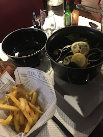 Moules-frites du Restaurant français L'Anvers du Décor à Paris - n°8