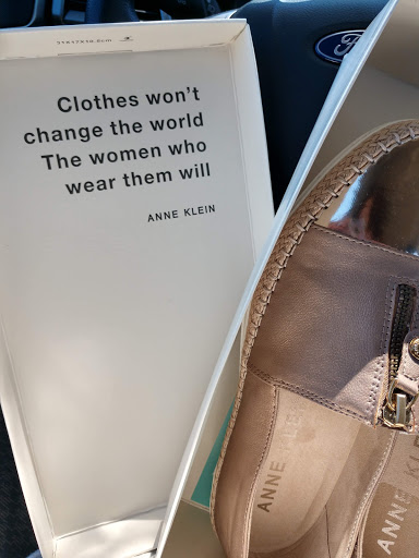 Shoe Store «DSW Designer Shoe Warehouse», reviews and photos, 136 Vintage Way, Novato, CA 94945, USA