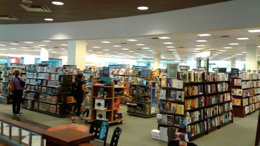 Book Store «Barnes & Noble», reviews and photos, 21001 N Tatum Blvd #42, Phoenix, AZ 85050, USA