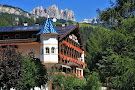 Photo hôtels Hotel Des Alpes 38030 Soraga di Fassa (miniature)